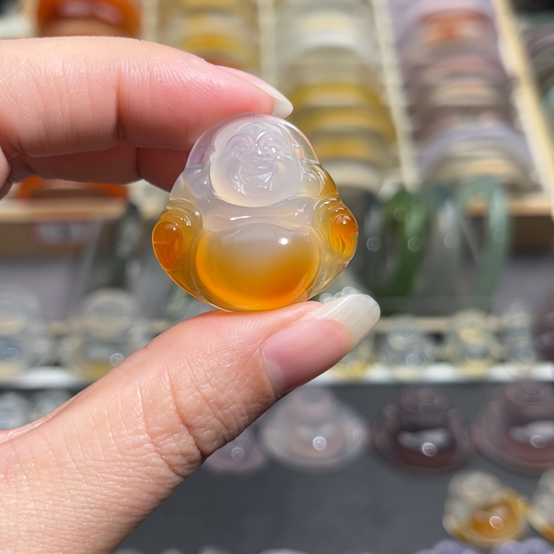 玛瑙/玉髓颈饰未镶嵌西****风