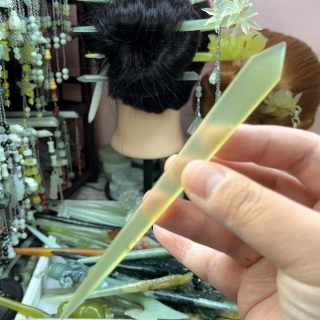 蛇纹石玉发饰未镶嵌长度15厘米左右