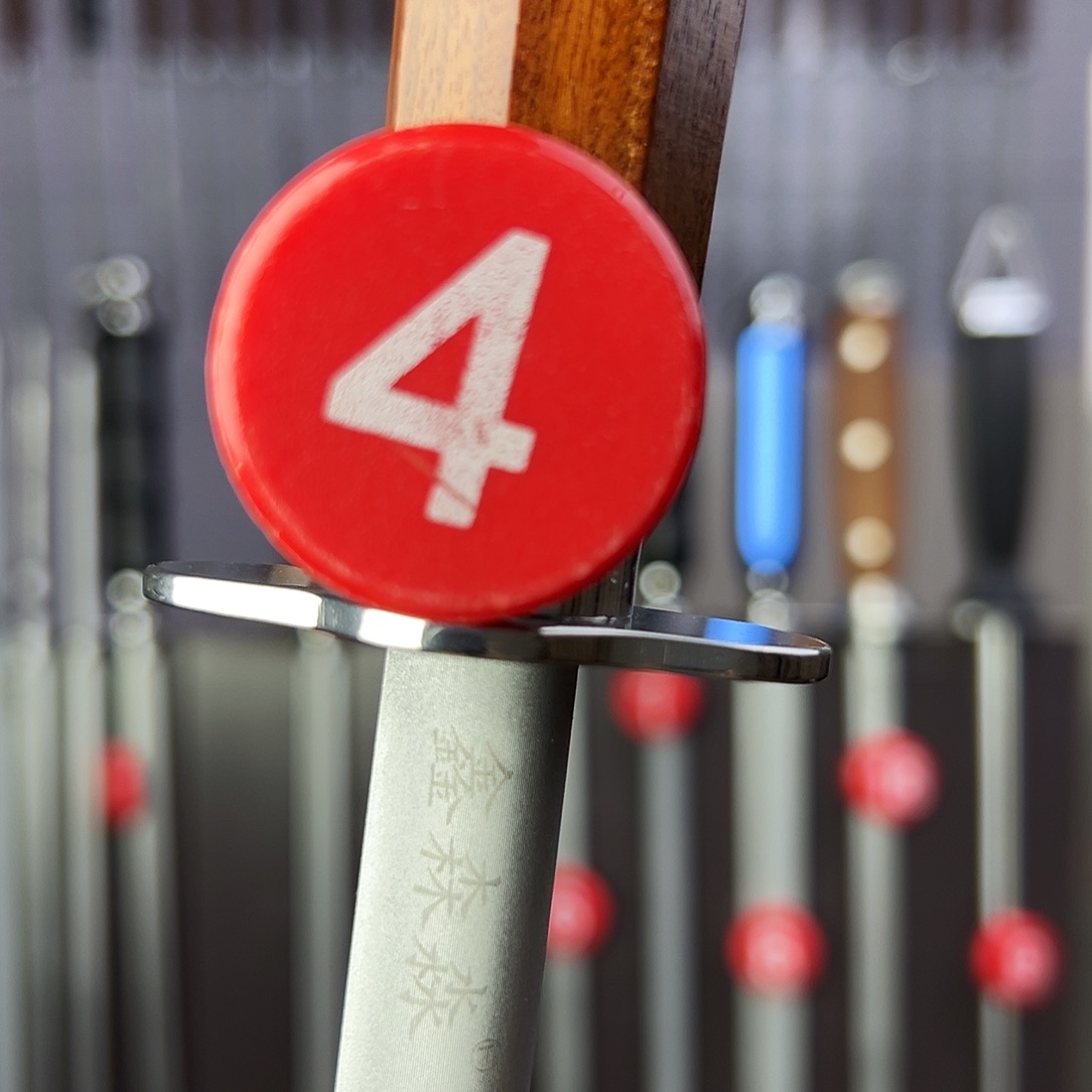 沈***锅老山黄檀木细纹磨刀棒