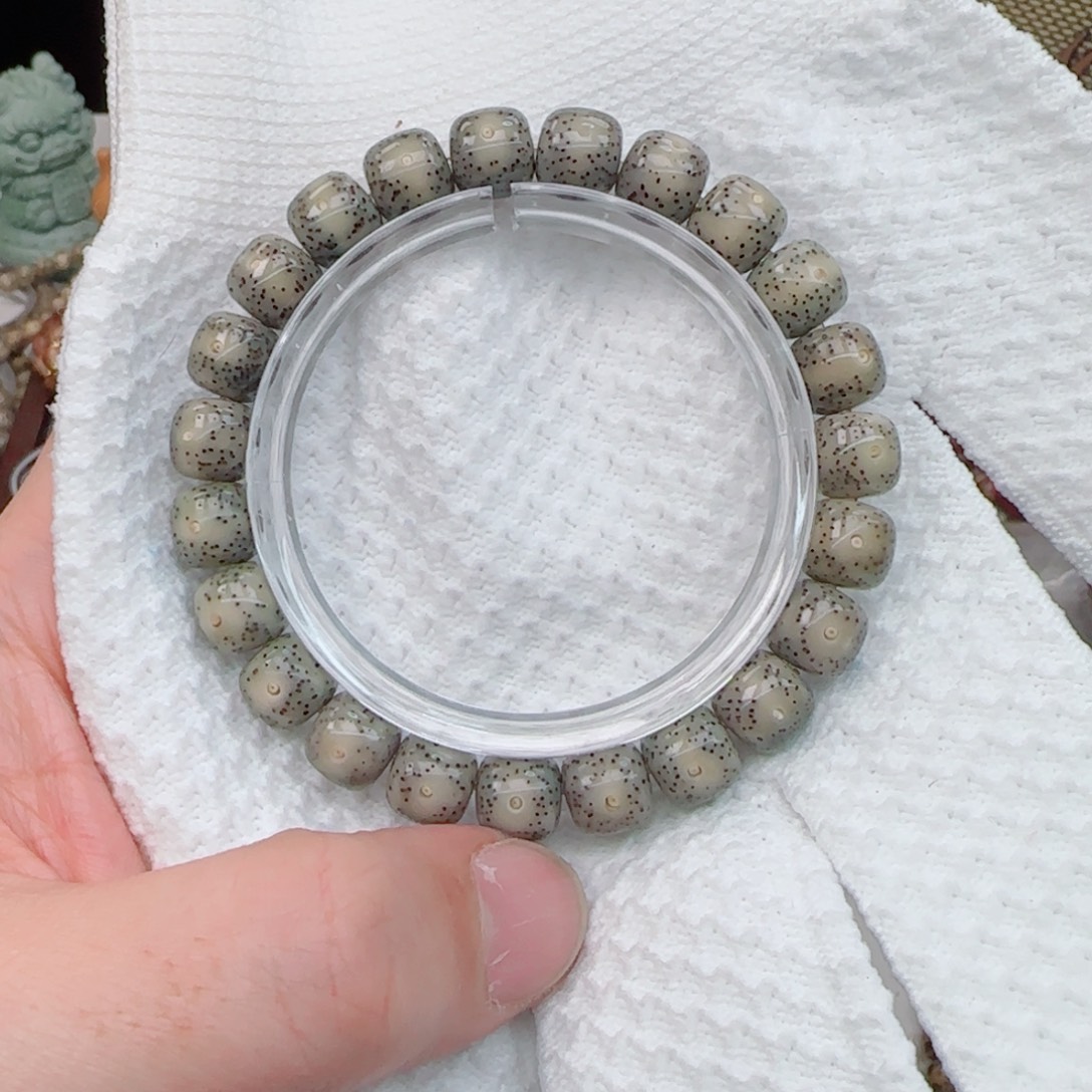 星月菩提手串胶透果冻大眼睛针尖星10*9