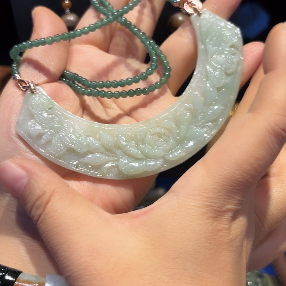 翡翠颈饰未镶嵌原创