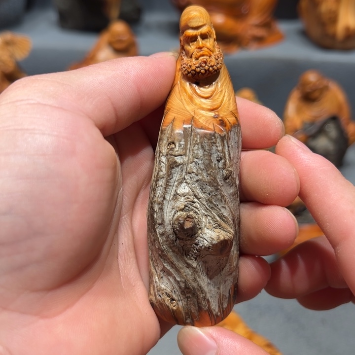 柏木（崖柏）点点关注