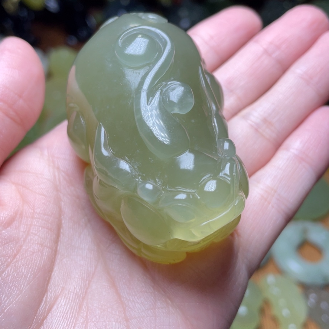 岫玉未镶嵌岫玉手把件