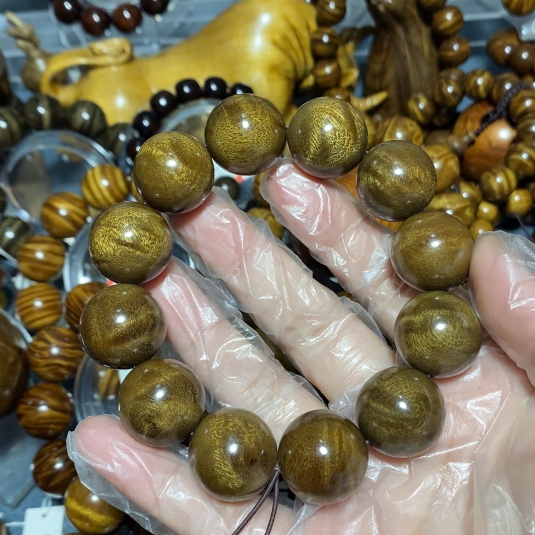 金丝楠木雕工艺品20