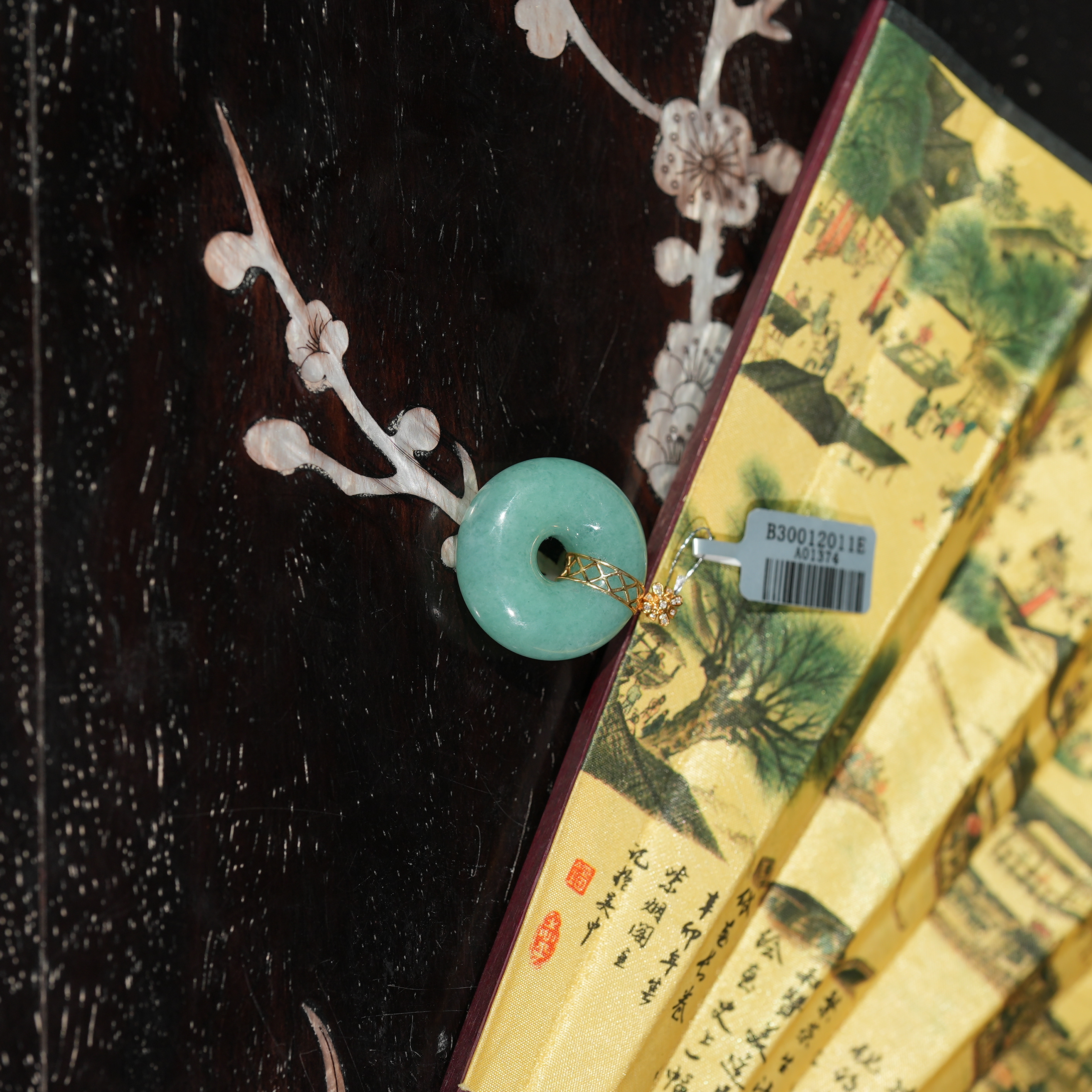 1.5香港王老板-翡翠18k金镶嵌吊坠3y568