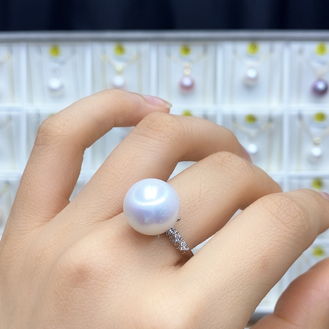 淡水珍珠合金颈饰