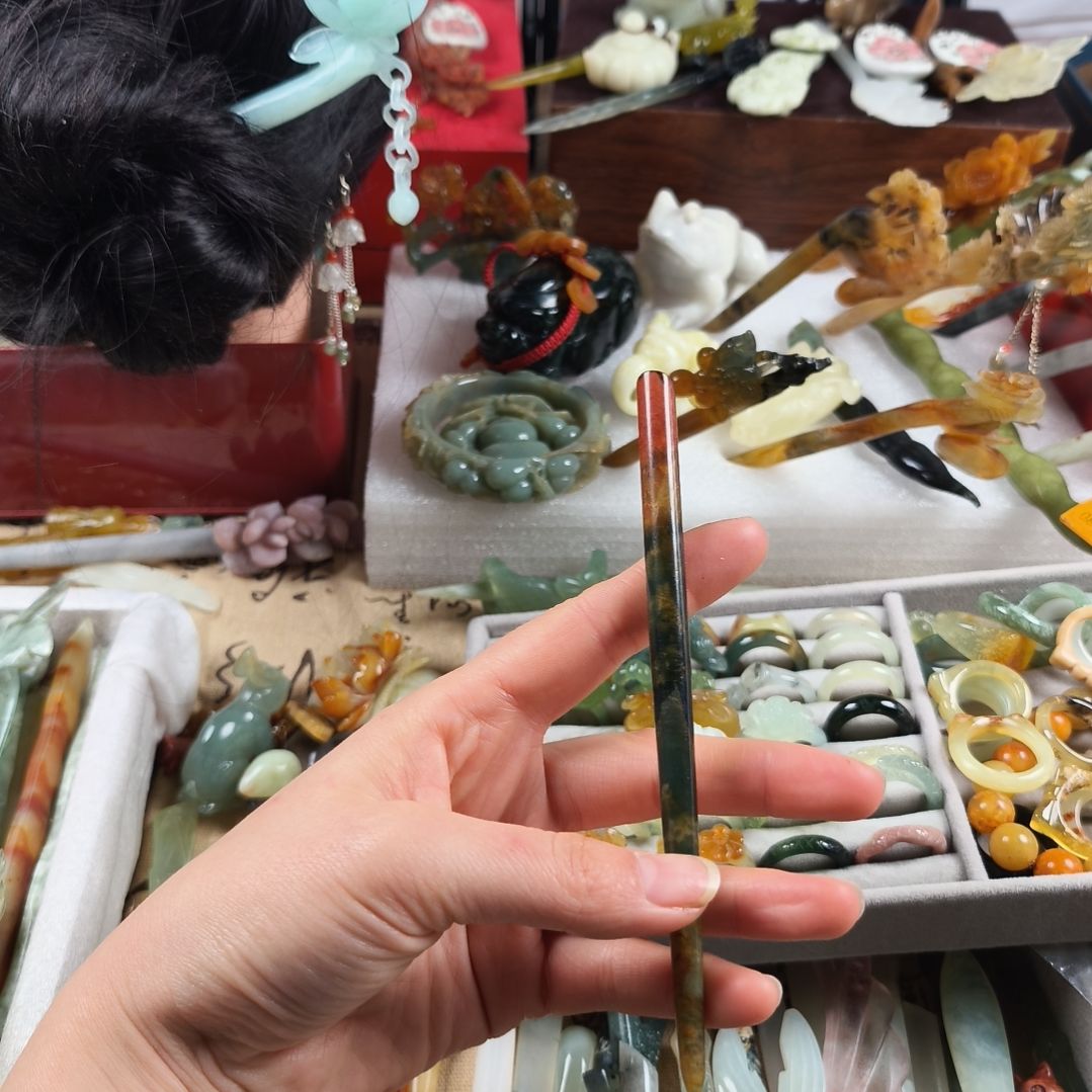 蛇纹石玉发饰合金