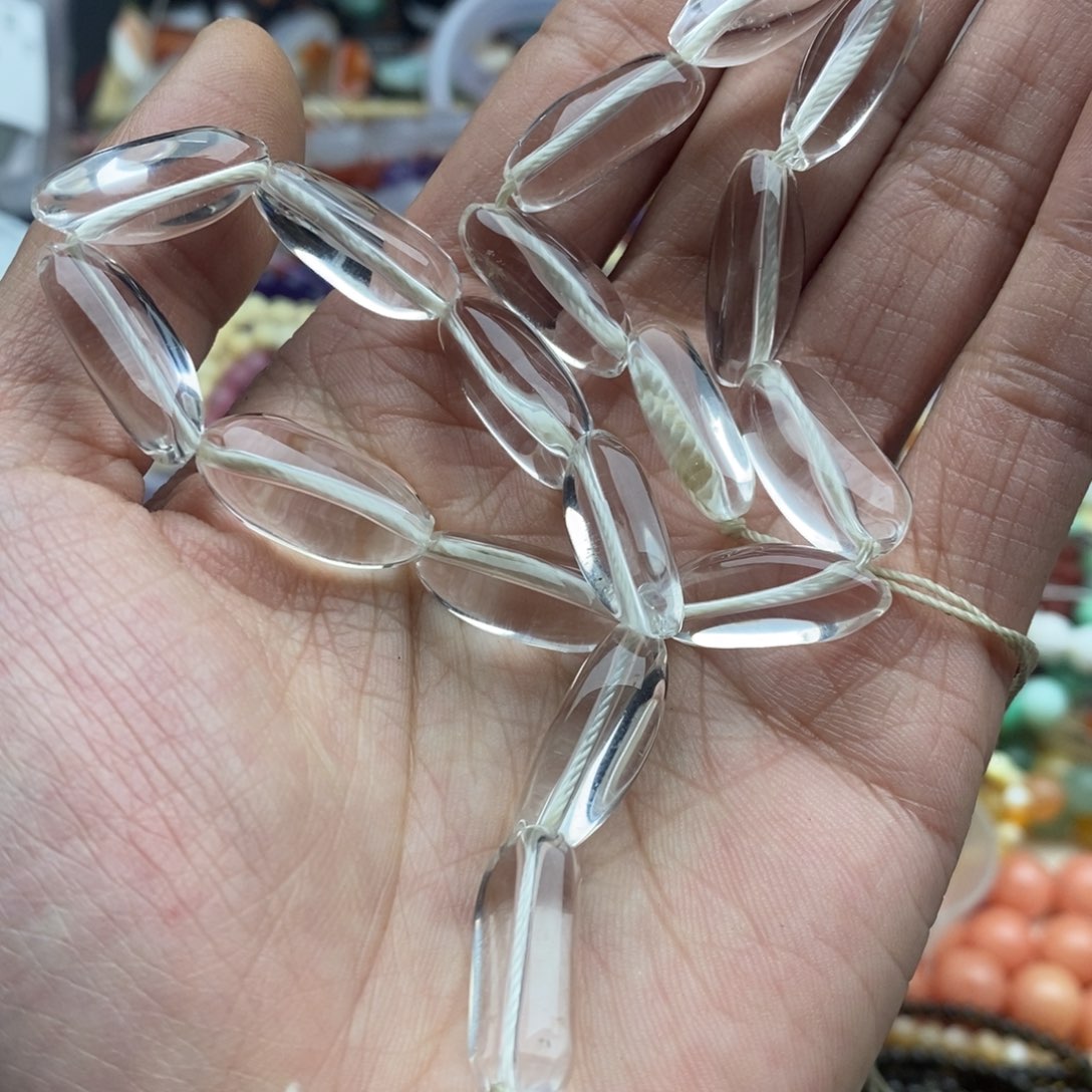 玛瑙/玉髓未镶嵌珠宝半成品两个天然纯净体不规则水晶