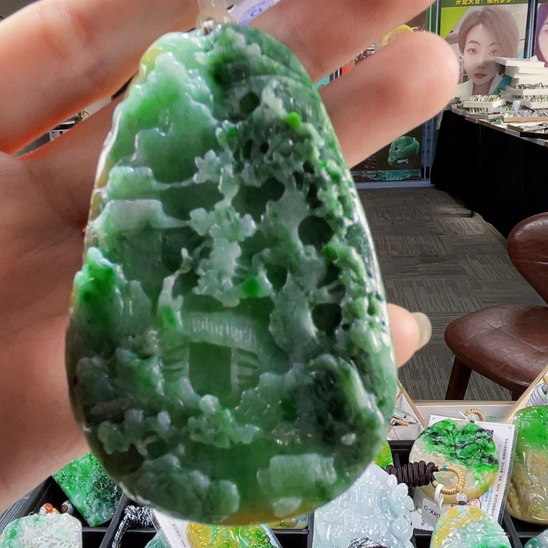 颈饰未镶嵌翡翠翡翠