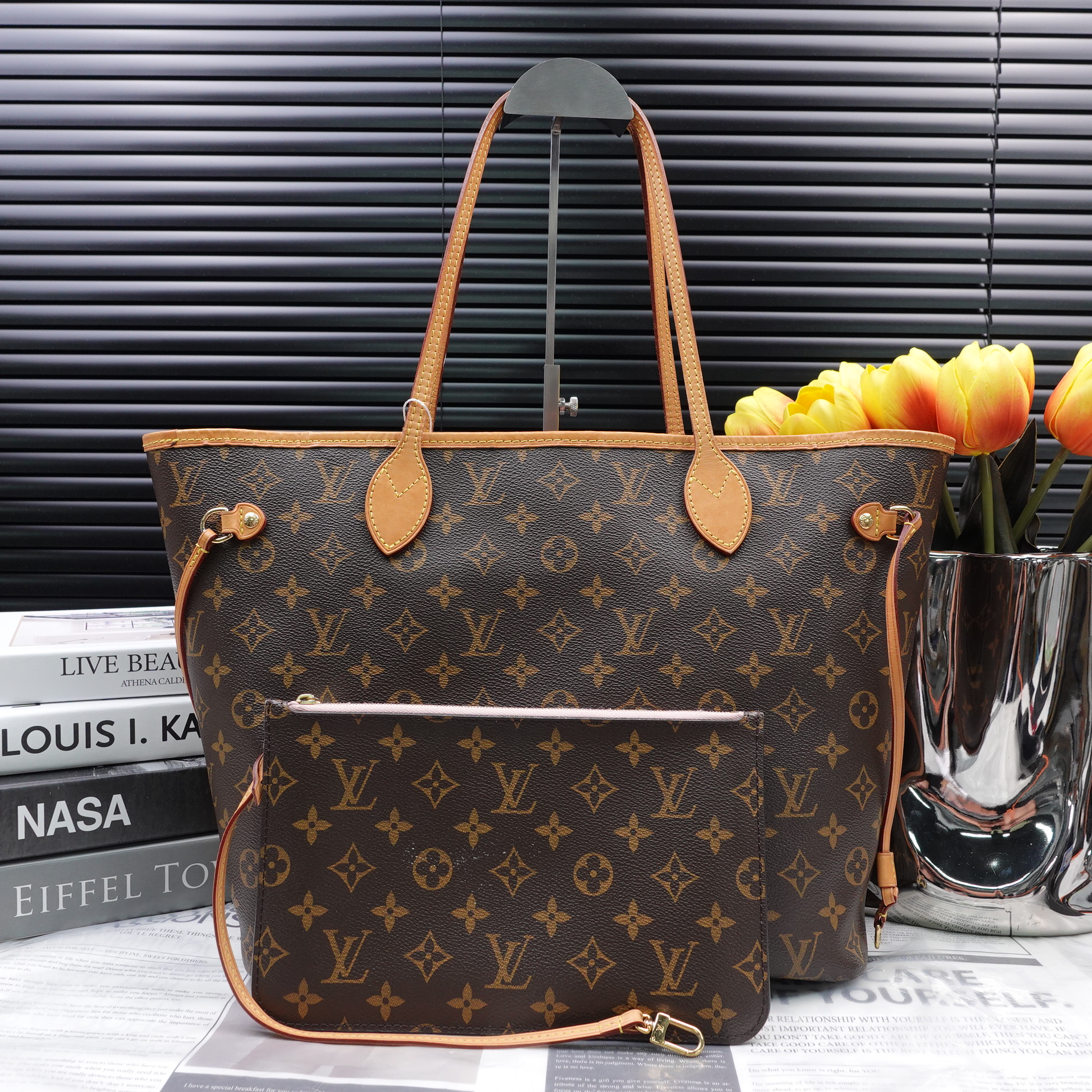 95新 LouisVuitton/路易威登 单肩包/T20228510
