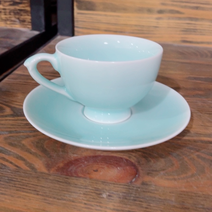 青瓷哈哈哈哈哈哈哈哈