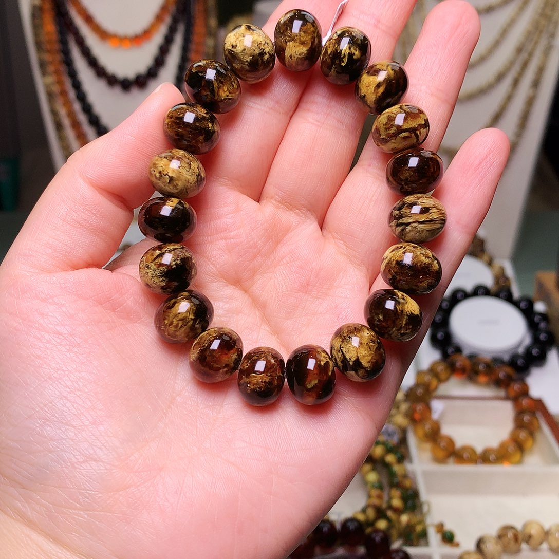 藏***锋琥珀未镶嵌裸石13/妖花763