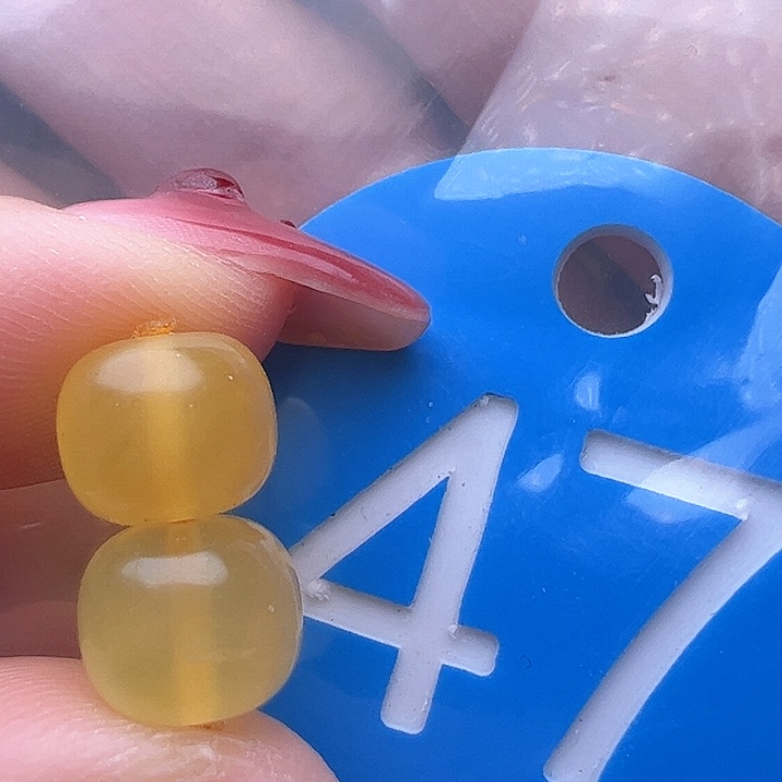 蜜蜡裸石未镶嵌微金沙 8mm 老型