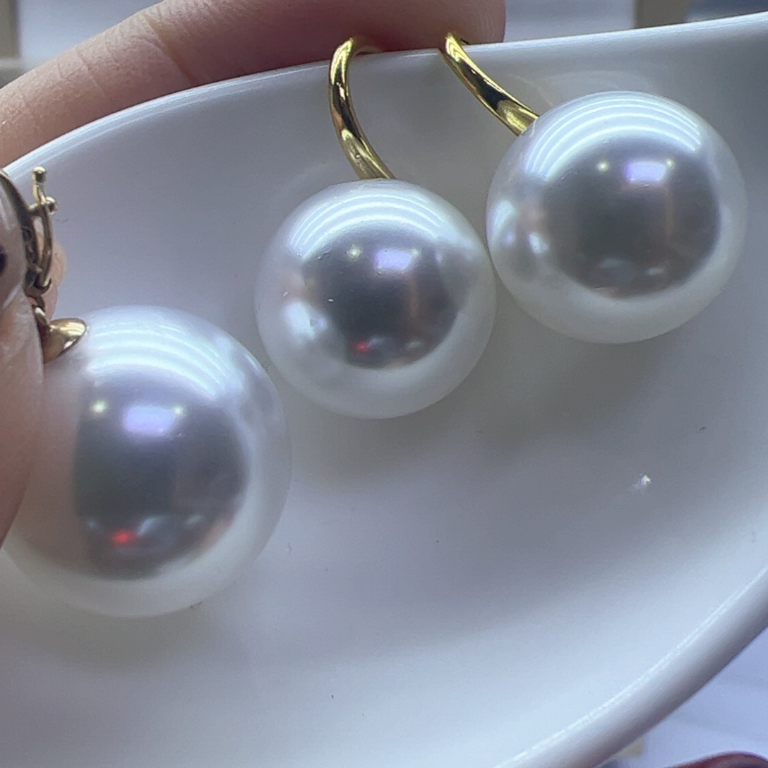 淡水珍珠吊坠(赠链)18K金镶嵌