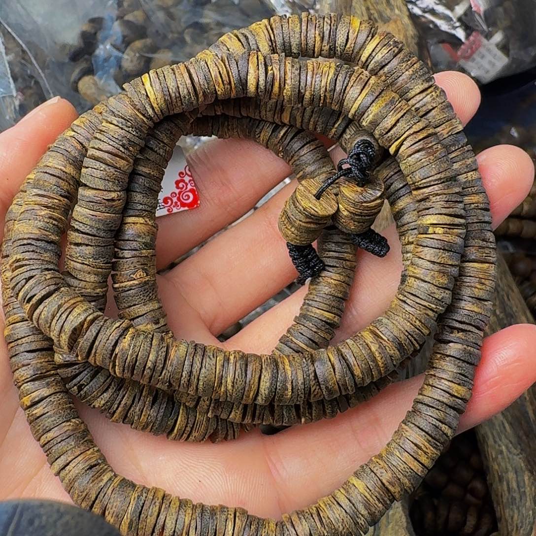 沉香手串沉水红油虫漏卡八35