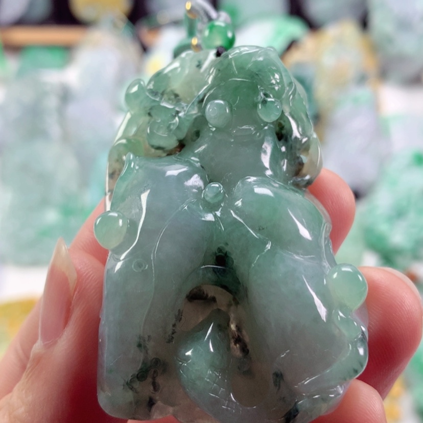 【闪购商品】翡翠吊坠(不含链)未镶嵌