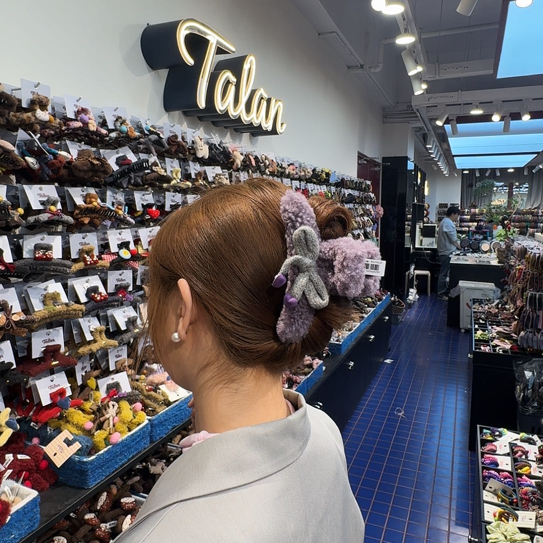 布艺非金属查看吸紫色抓夹