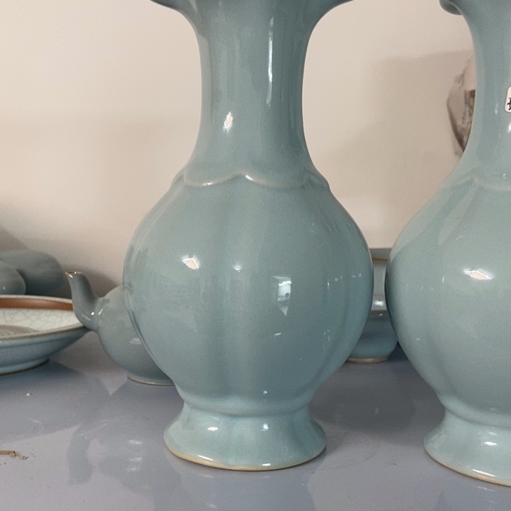 瓷天青色汝州示标瑕瓶荷花瓶