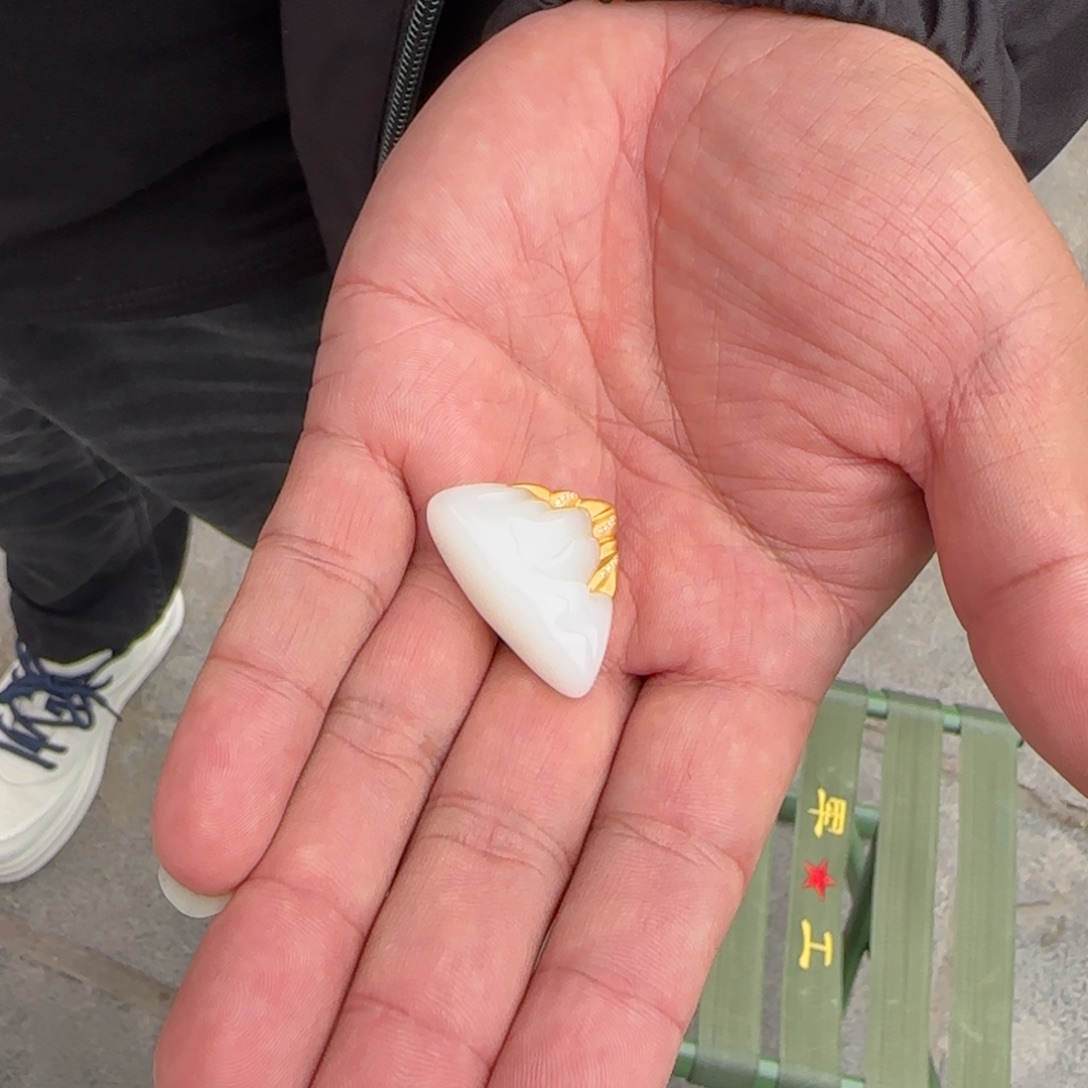 和田玉18K金镶嵌颈饰新疆羊脂白玉