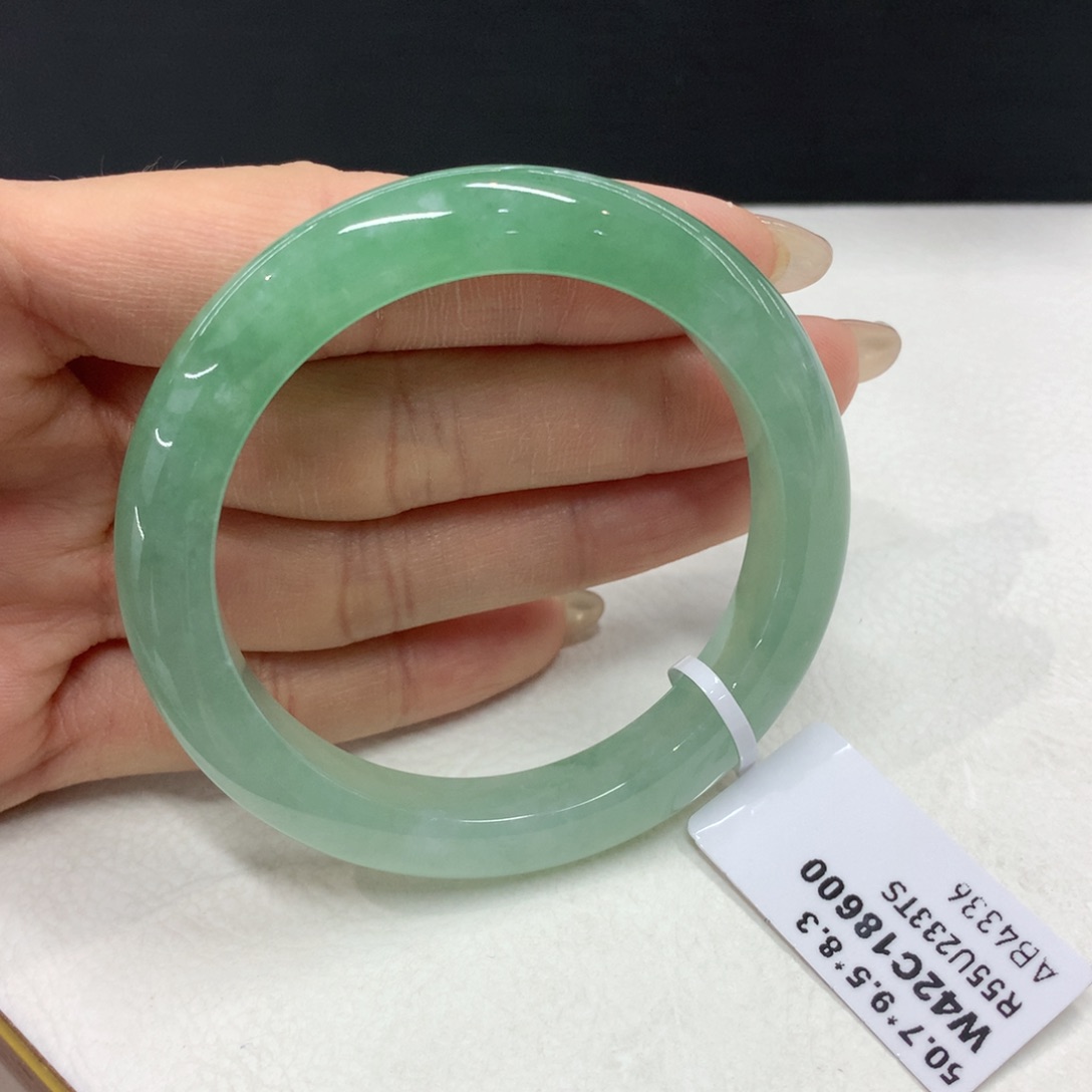 翡翠手镯未镶嵌缅甸翡翠手镯