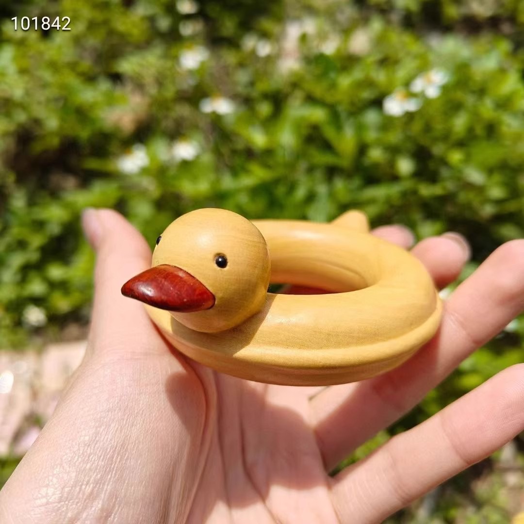 小黄鸭子游泳圈治愈桌面摆件