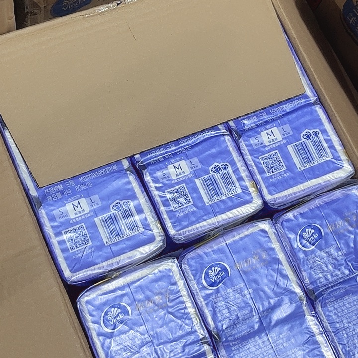 厨房可水洗纸一箱。    