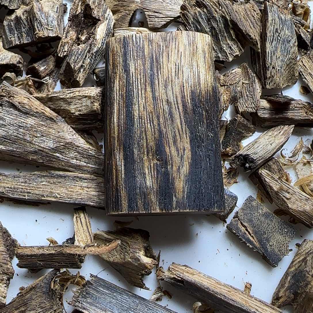 沉香碎屑沉香原汁原味