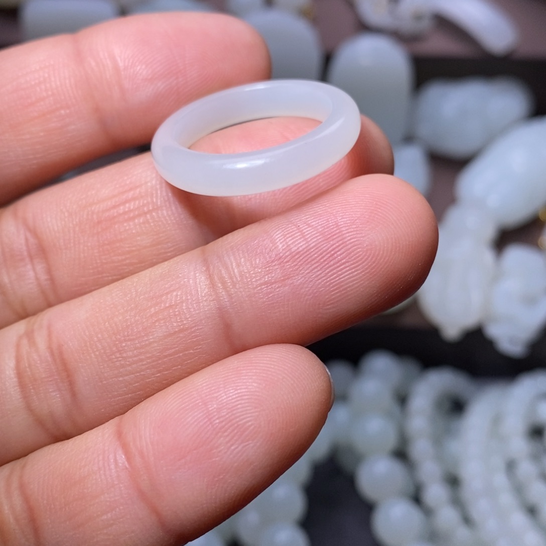 和田玉戒指未镶嵌