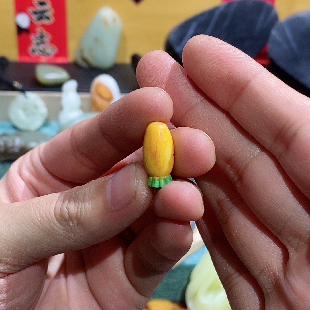 和田玉颈饰未镶嵌只****饭