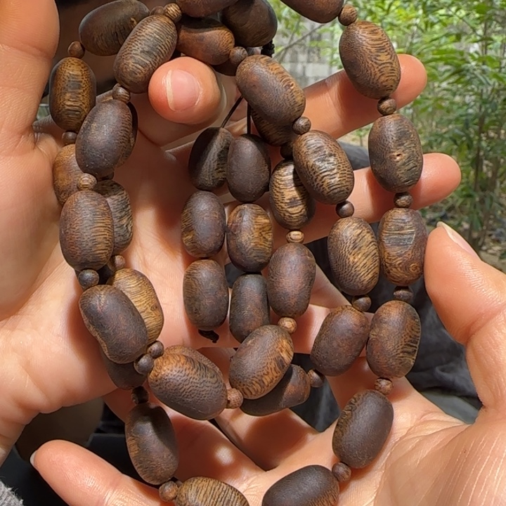 手串沉香蓝香链子52.5克