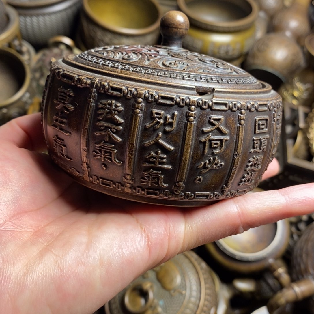 精美铜器做工精良