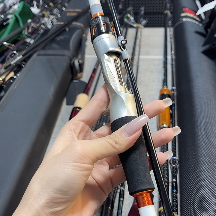 H***i3.8m碳素精品路亚2.28枪