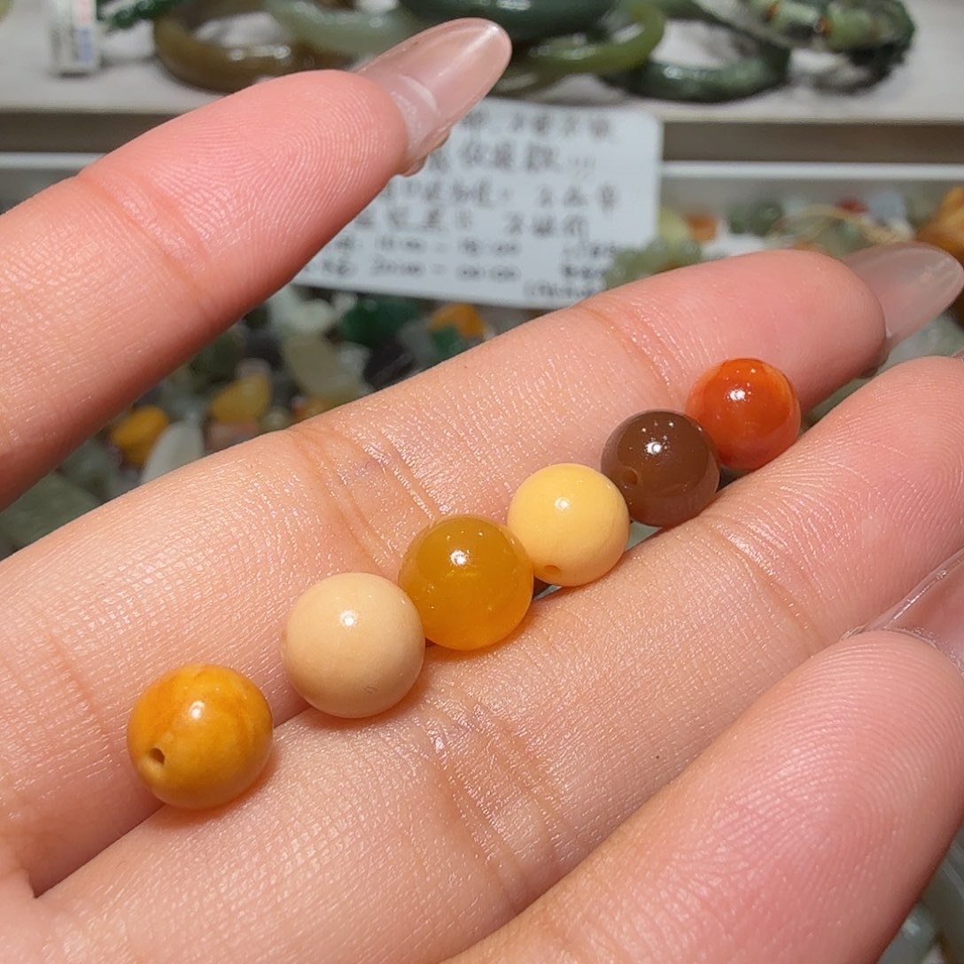 和田玉未镶嵌珠宝奇石