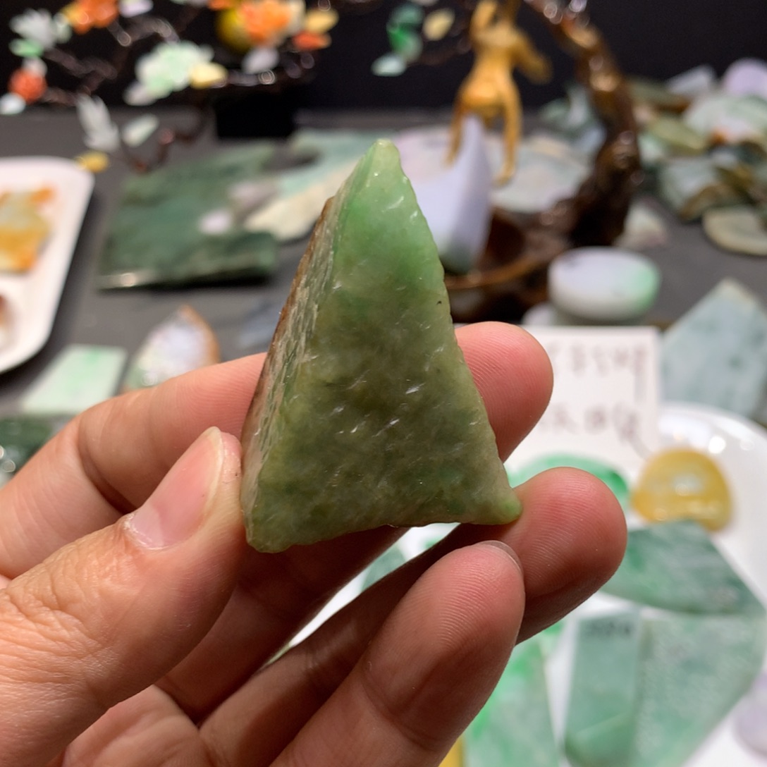 翡翠耳饰未镶嵌明***好天然翡翠