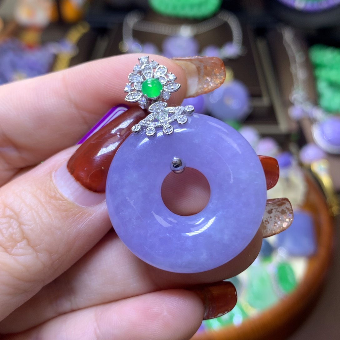 【闪购商品】翡翠颈饰18K金镶嵌翡翠