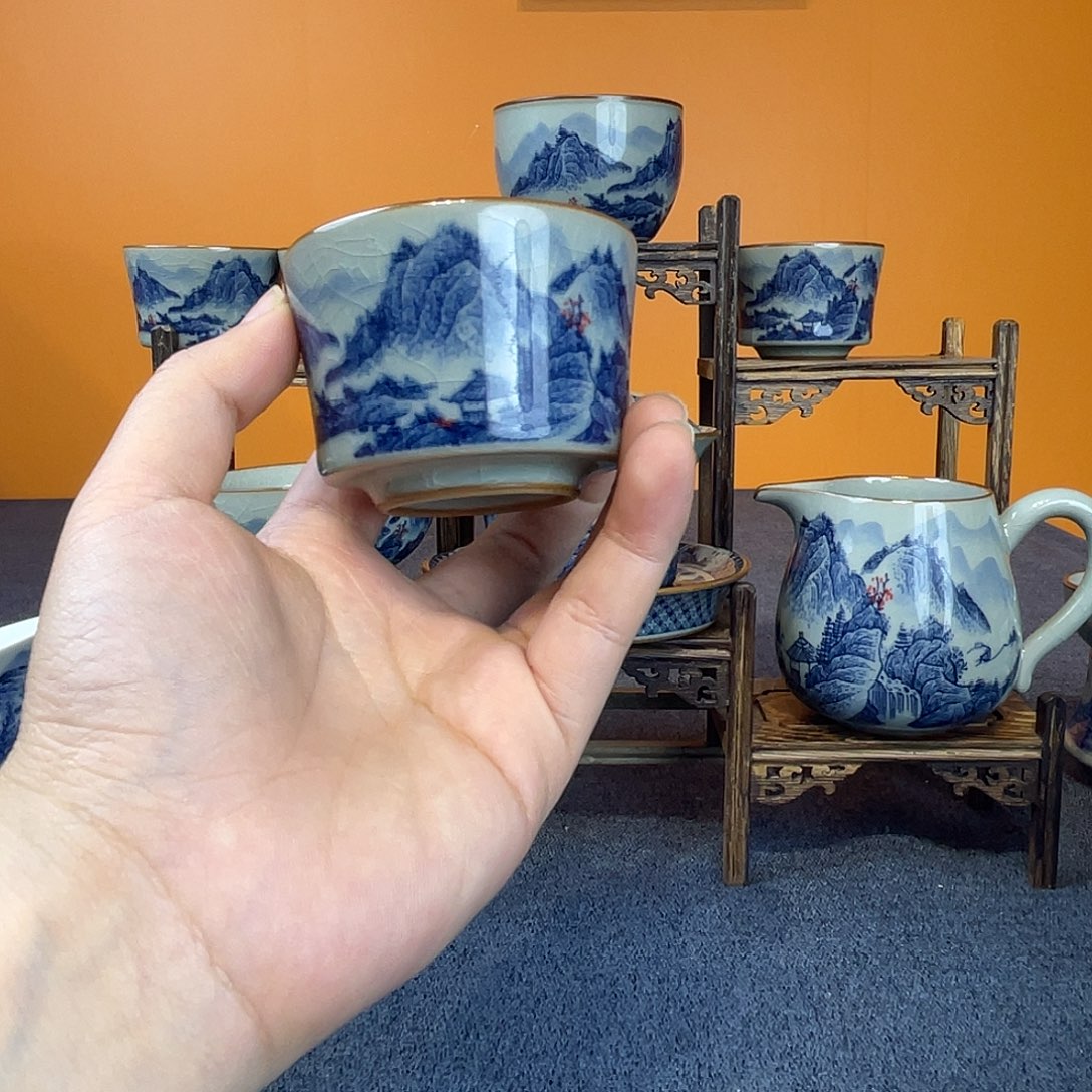 昊***娇景德镇陶瓷釉里红4个客杯