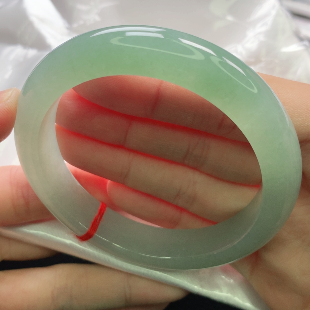 翡翠未镶嵌手镯缅甸58完美