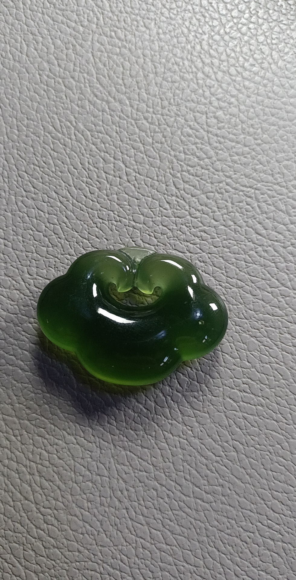 天然岫玉佛公吊坠