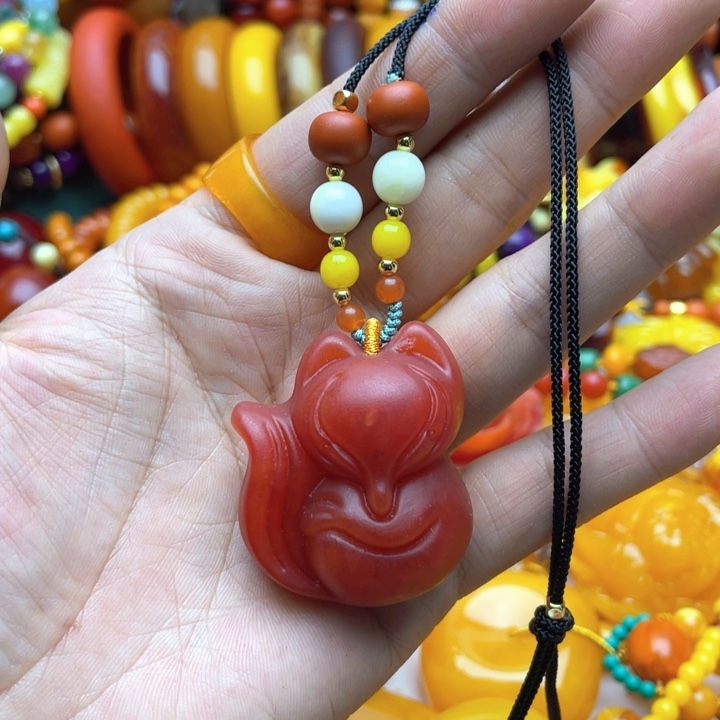 树脂制品82号锁骨链
