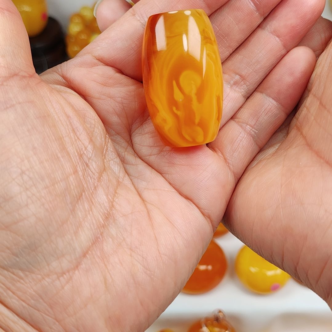 蜜蜡吊坠(赠链)未镶嵌