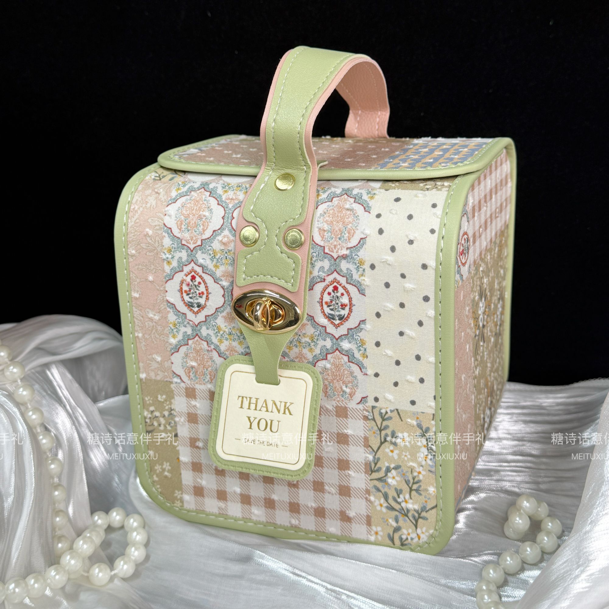 新款精致轻奢结婚喜糖盒伴手礼回礼礼盒