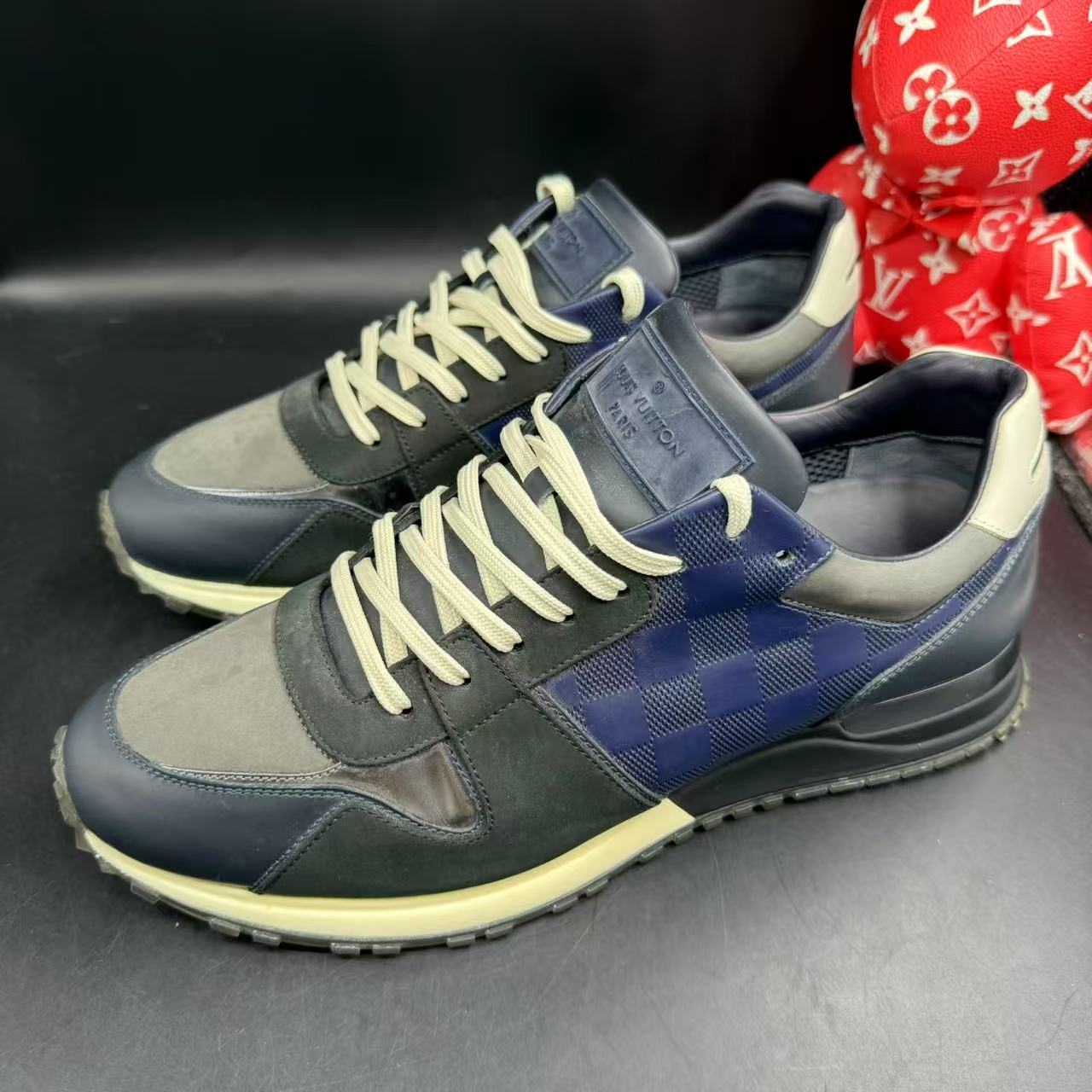 95新 LouisVuitton/路易威登 黑蓝棋盘格运动鞋42欧码 ddm2730