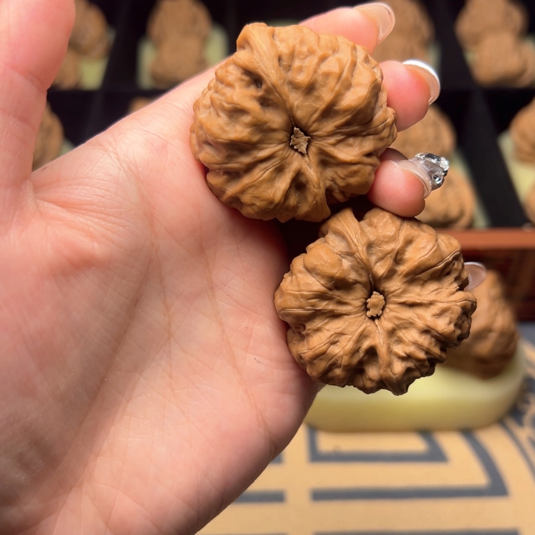 *****文玩核桃把件蛤蟆头