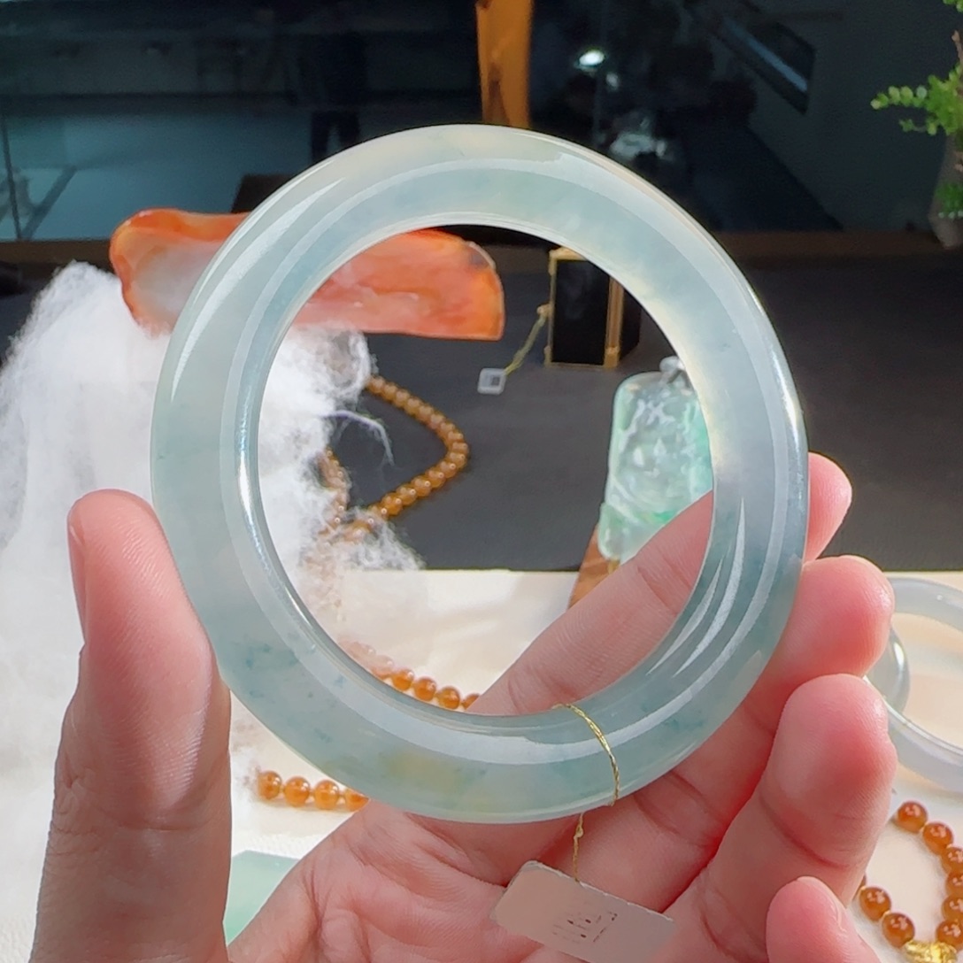 【闪购商品】翡翠手镯未镶嵌堯