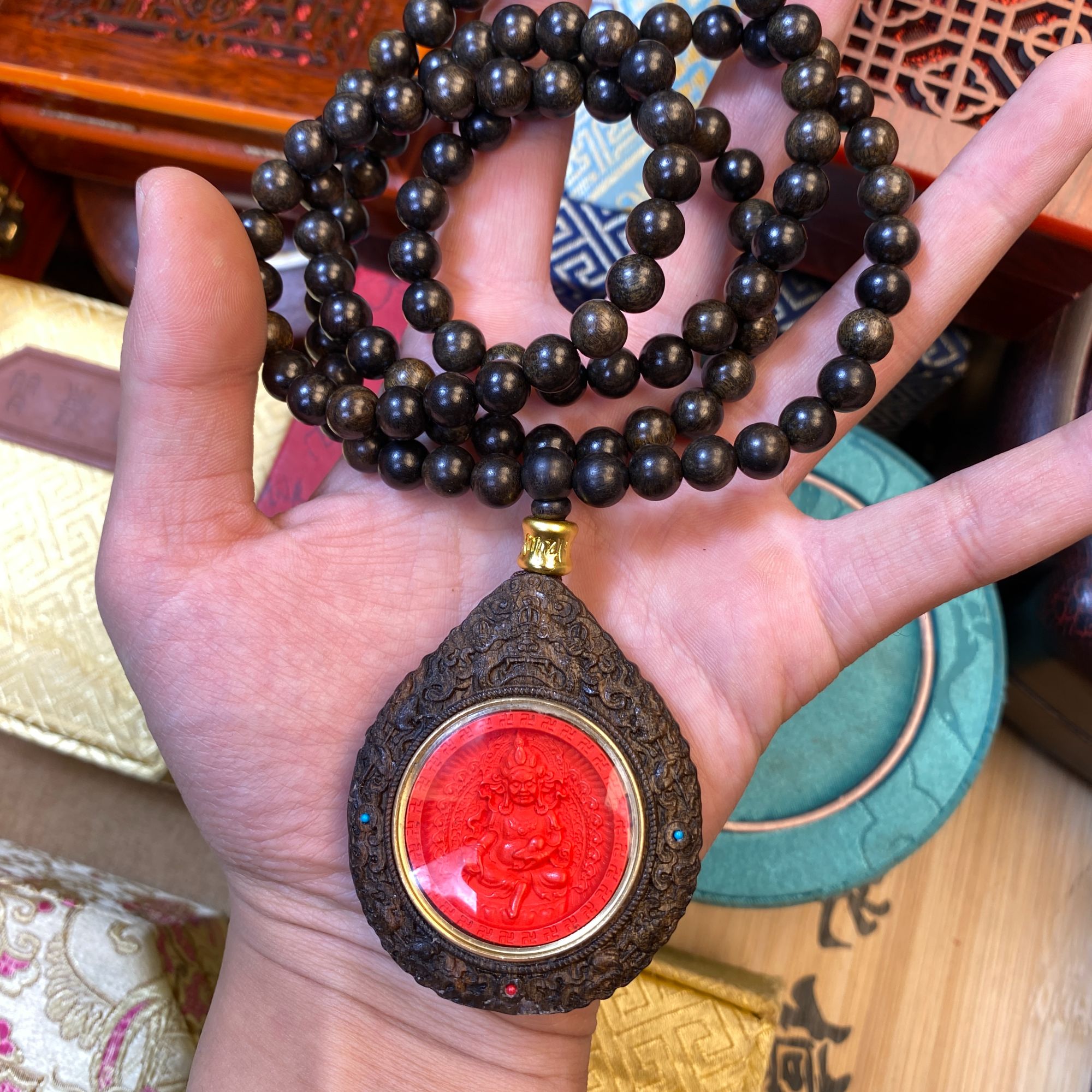 天然辰砂【闪购商品】-天然辰砂-黄财神吊坠