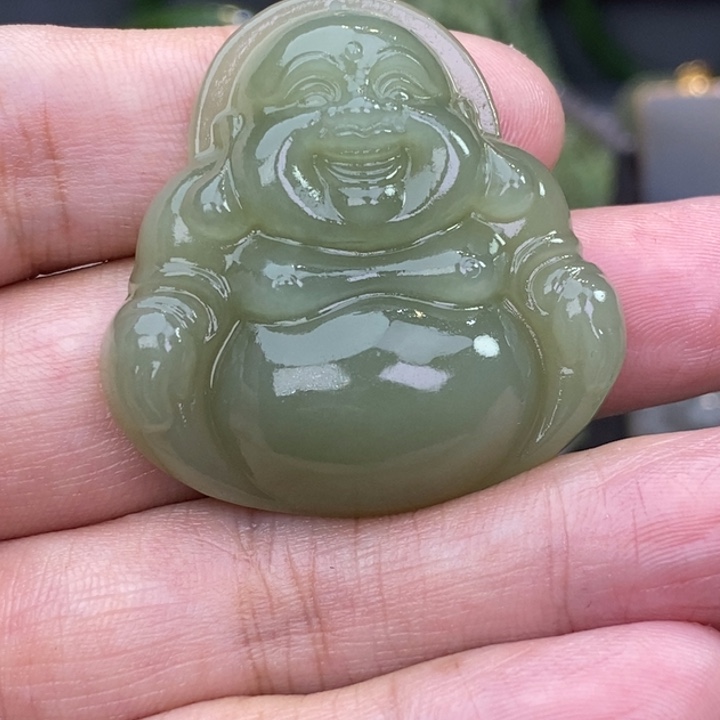 惟***肖颈饰未镶嵌和田玉