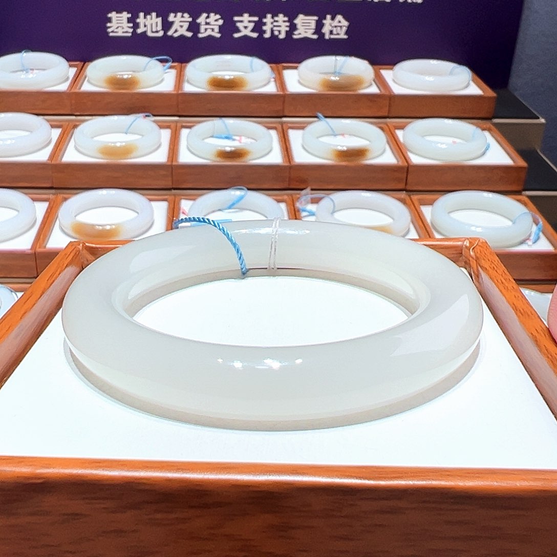 和田玉手镯 54 55未镶嵌