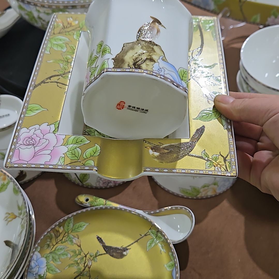 碗微瑕琴瑟和鸣烟缸一个花篮一个666666