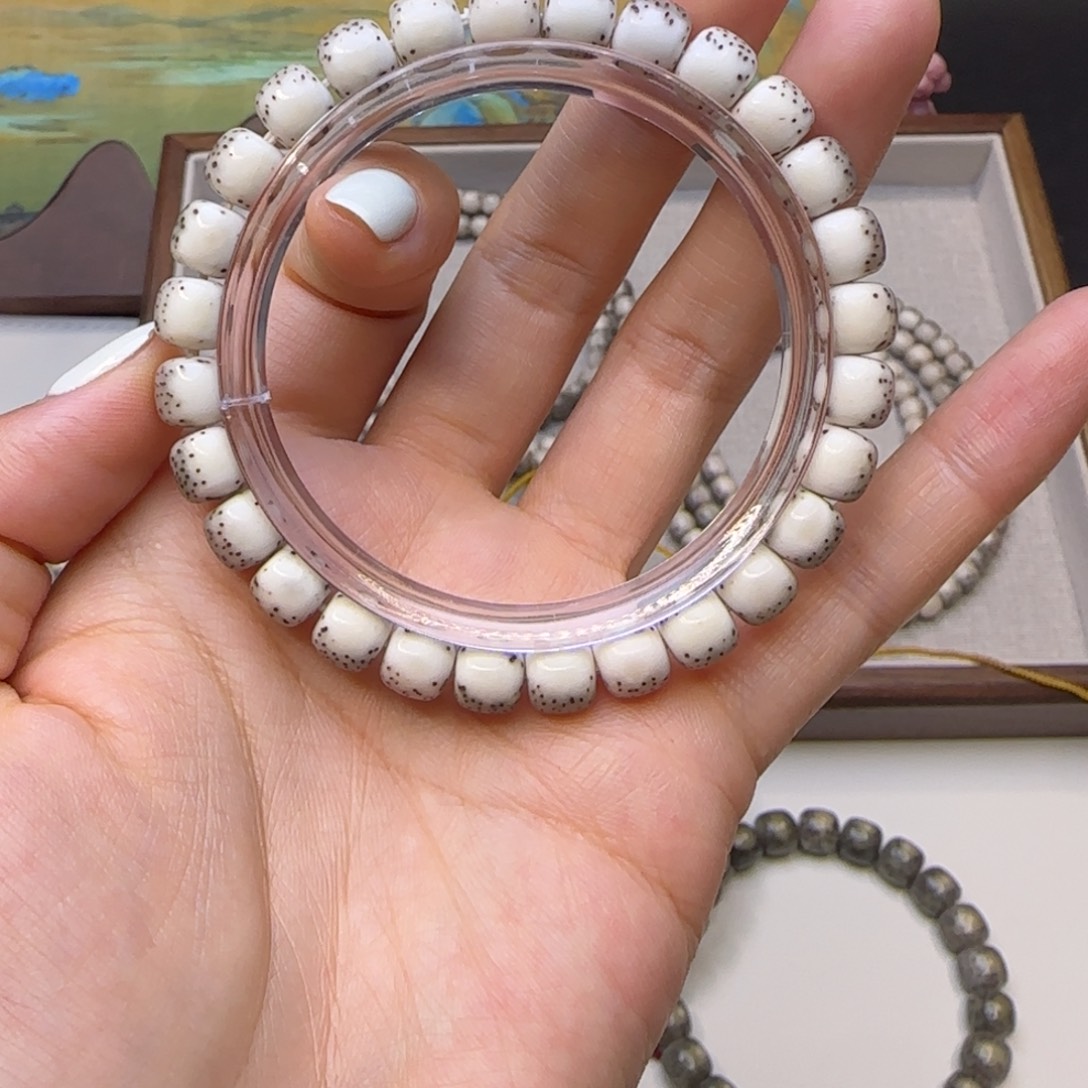 星月菩提手串石玉糯冰河豚8×7