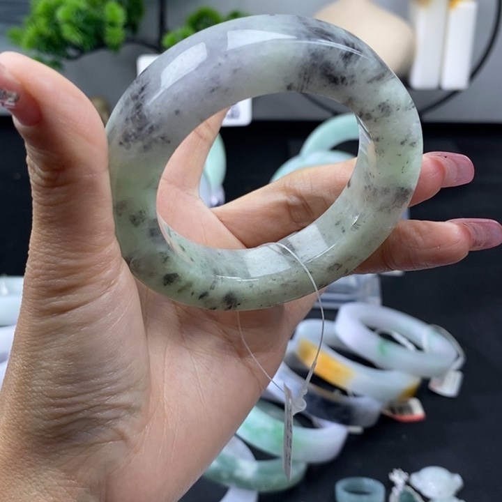 定制翡翠天然翡翠A货未镶嵌冰**梨